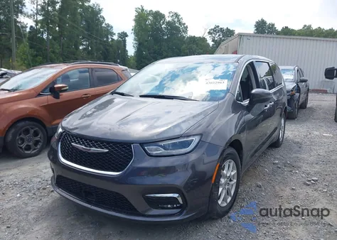 2023 Chrysler Pacifica Touring L z USA, uszkodzony, nr VIN 2C4RC1BG2PR571438